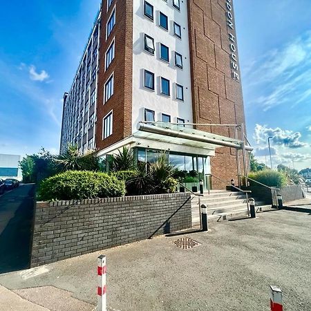 Beautiful 1 Bedroom Stylish Apartment ครอยดอน ภายนอก รูปภาพ
